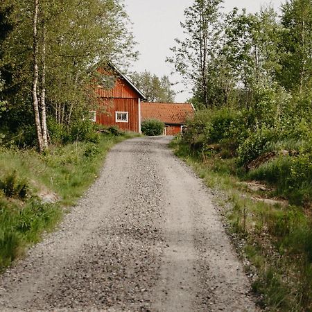 En Lantlig Idyll Med Skogen Precis Utanfoer Doerren! Vila Ullared Exterior foto